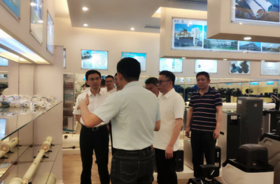 汕头市领导前往amjs澳金沙门子公司奥斯博调研